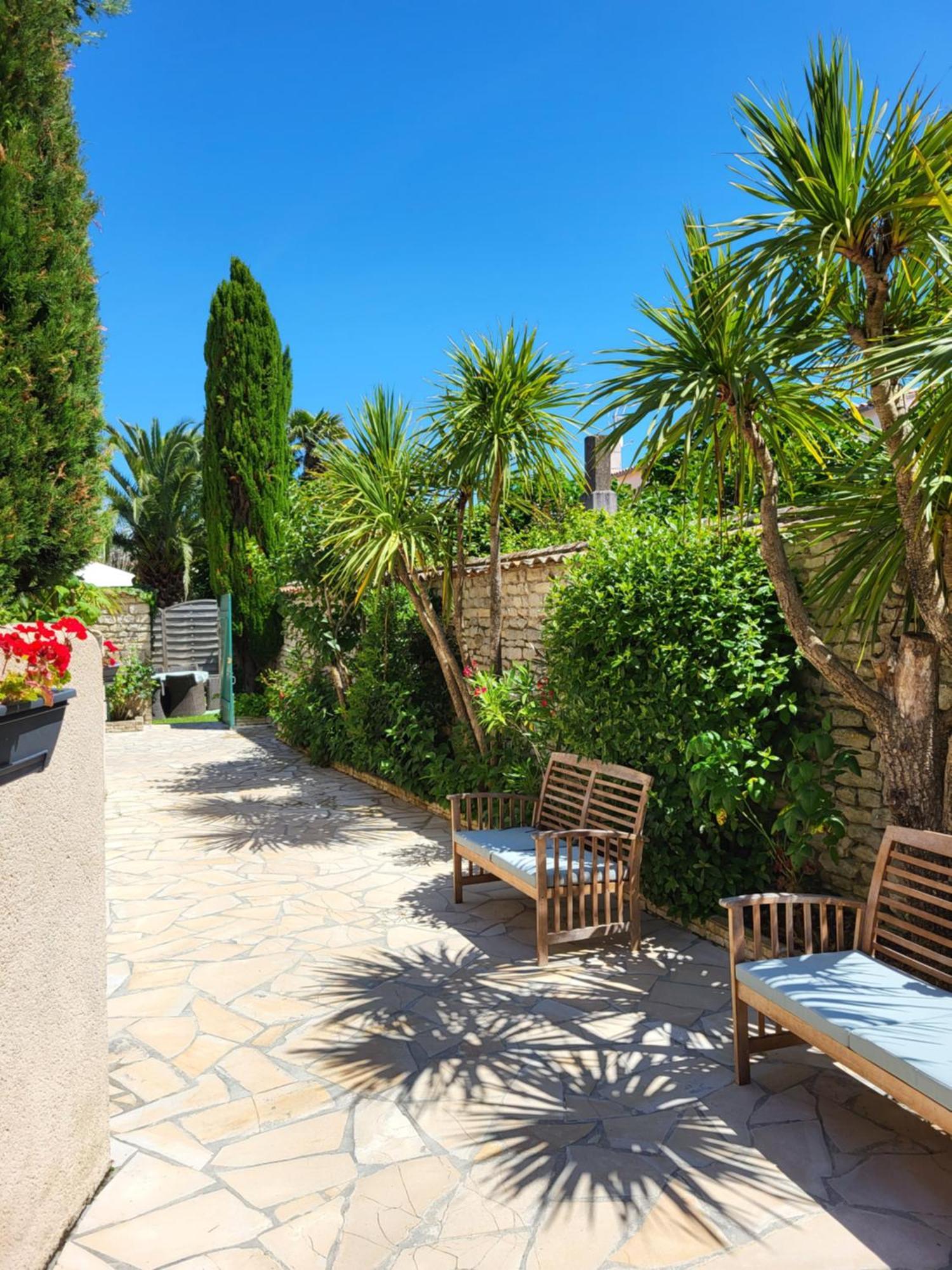 Le Clos Des Sternes La Flotte Buitenkant foto