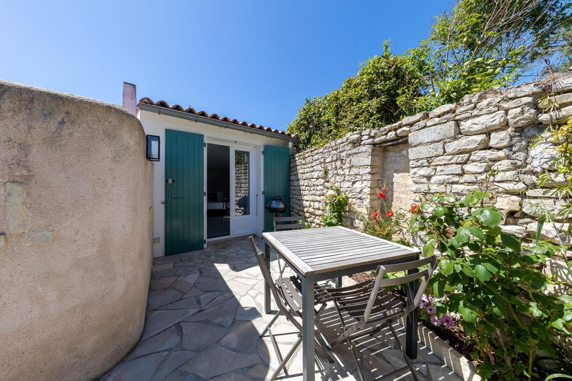 Le Clos Des Sternes La Flotte Buitenkant foto